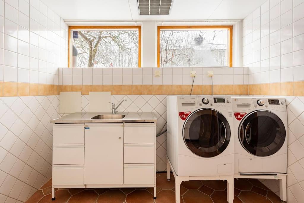 Ferienwohnung Laegenhet I Ett Hus Egen Ingang Sundbyberg Exterior foto